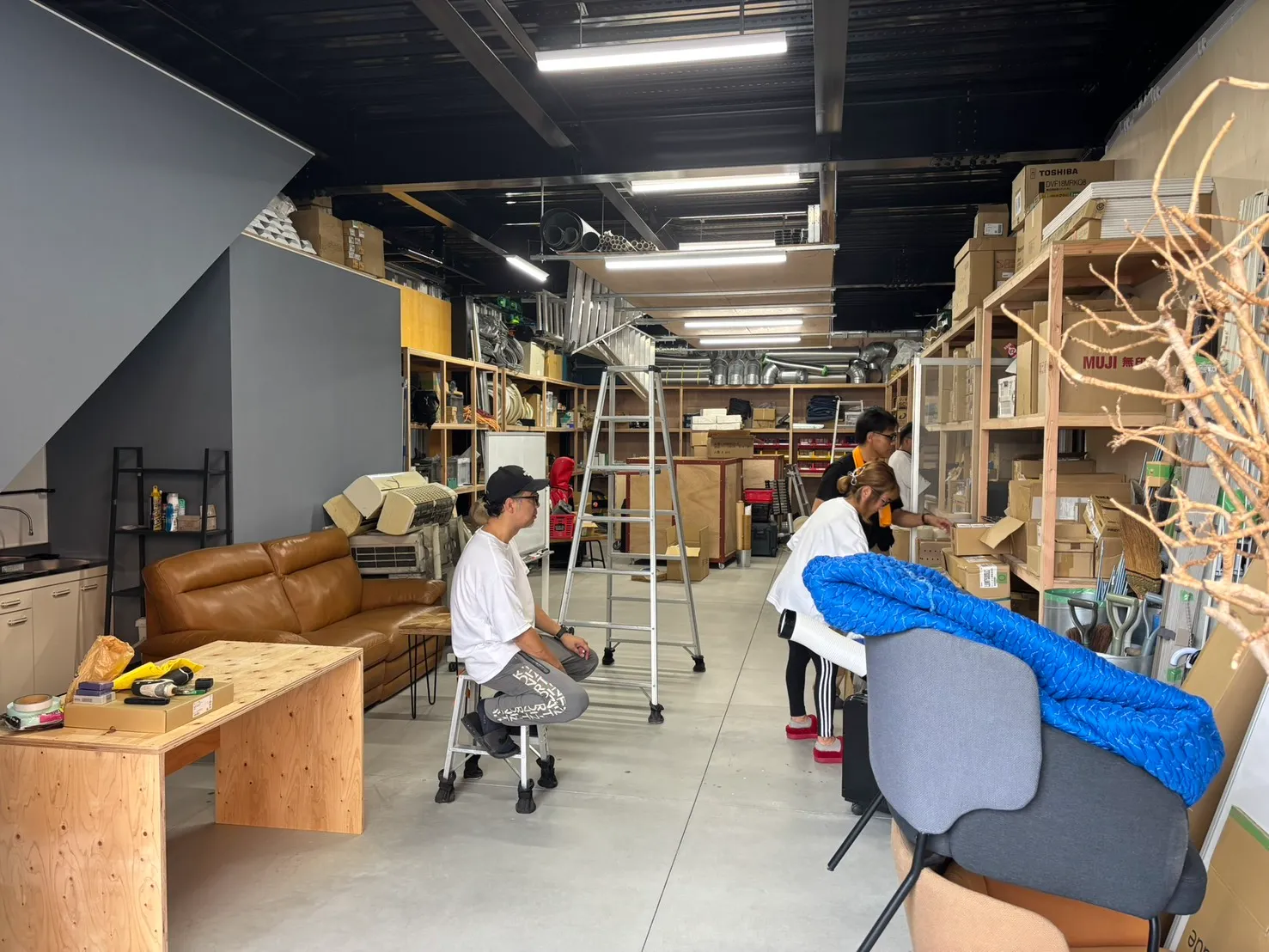 資材が置いている倉庫の写真